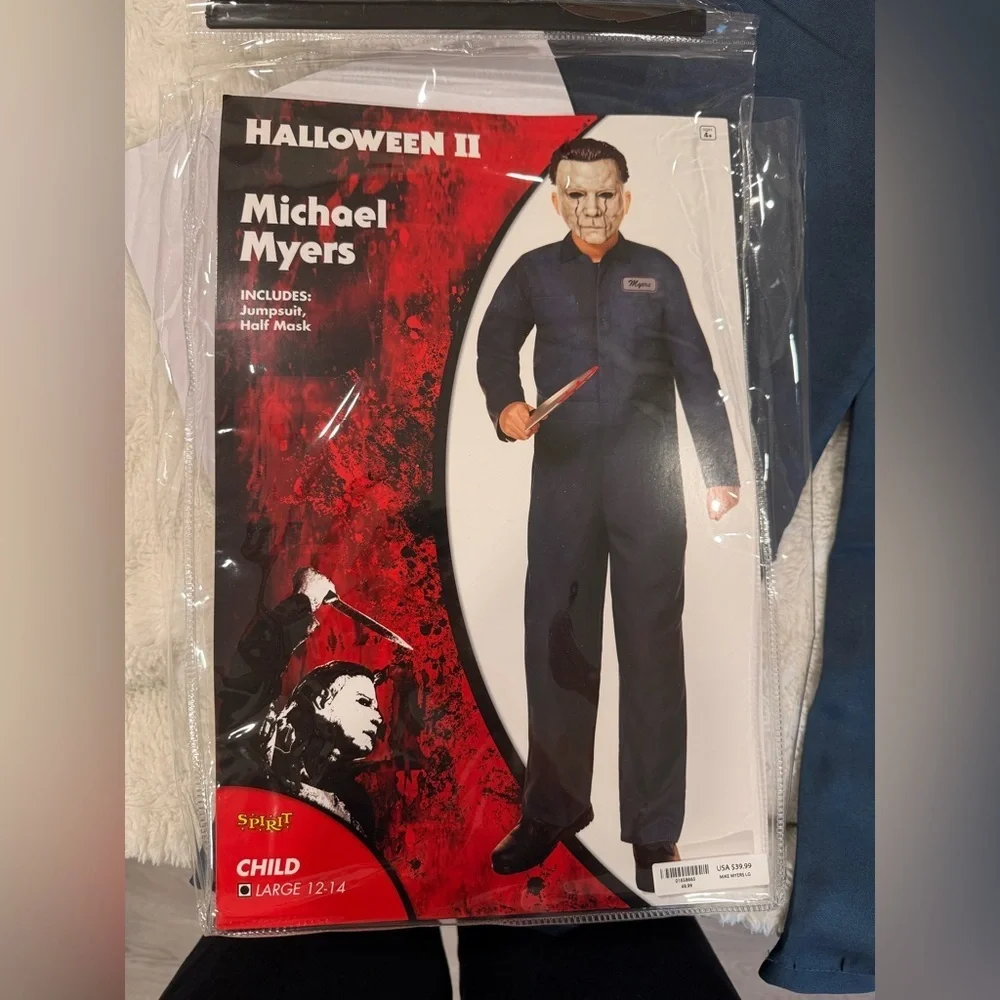 Big kids Halloween costume.